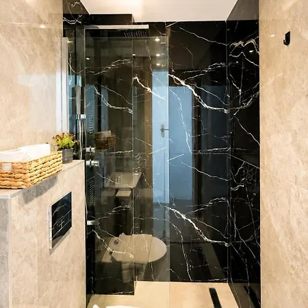 Apartment Ambra Luxury 15 *